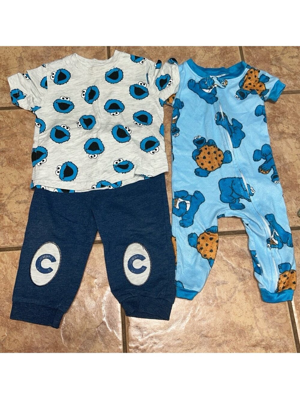 Sesame Street Cookie Monster Baby Clothes Lot 4pc 9M 12M Outfit Sleeper Shirt